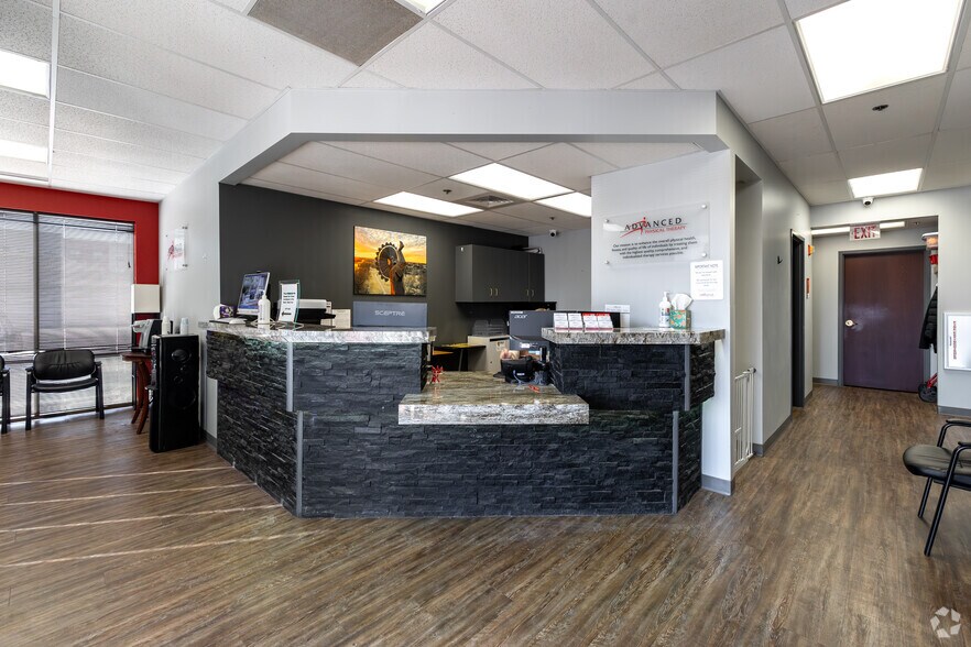 More Photos Of 7111 E 21st St, Wichita Medical For Sale