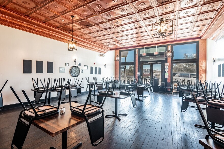 More Photos Of 315 E Andy Devine Ave, Kingman Hotel For Sale