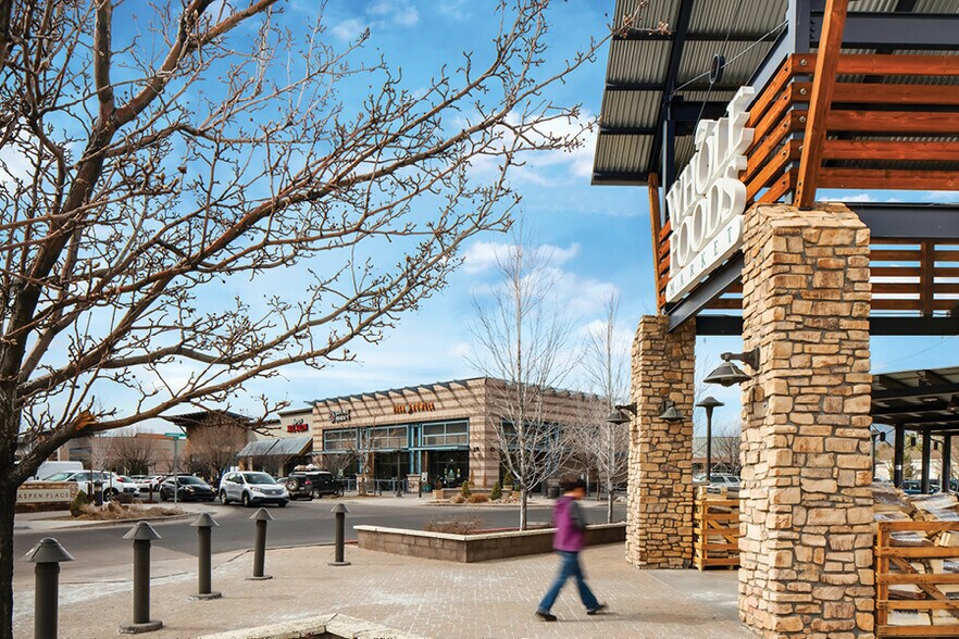 More Photos Of 320 S Cambridge Ln, Flagstaff Supermarket For Sale