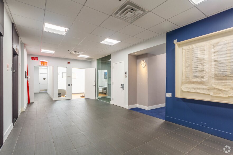 More Photos Of 55 Fifth Ave, New York Office For Lease