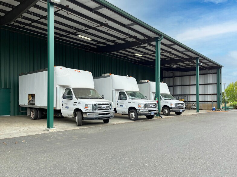 More Photos Of 427 SW Wood St, Hillsboro Warehouse For Lease