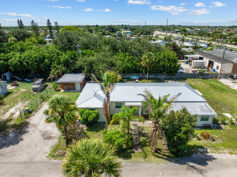 More Photos Of 11150-11170 SE Federal Hwy, Hobe Sound Storefront For Sale