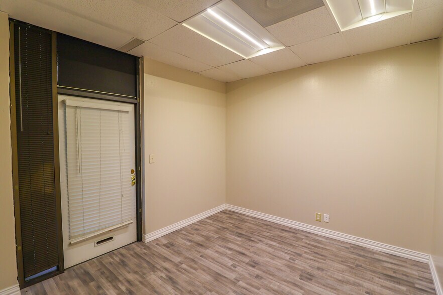 More Photos Of 13131 Champions Dr, Houston Medical For Lease