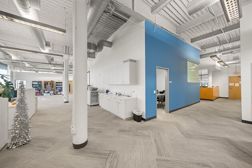 More Photos Of 5301 Whittier Blvd, Los Angeles Office For Lease