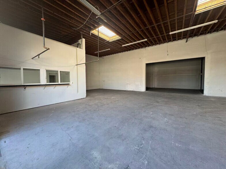 More Photos Of 2735 Tyler Ave, El Monte Warehouse For Lease