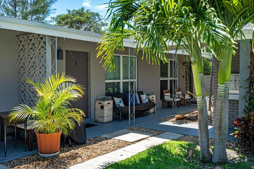 More Photos Of 2201 NE 14th Ave, Wilton Manors Apartments For Sale