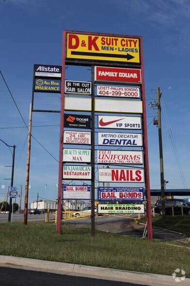 More Photos Of 4570 Memorial Dr, Stone Mountain Unknown For Lease