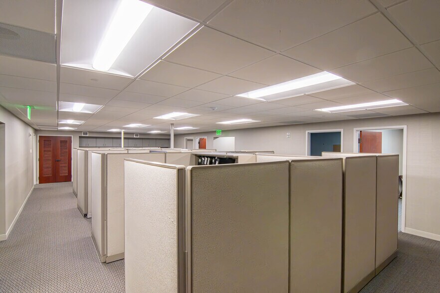 More Photos Of 5544 Central Ave, Saint Petersburg Office For Sale