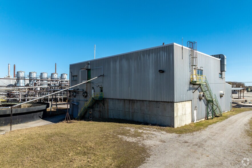 More Photos Of 416 Ford Ave, Alpena Hotel For Sale