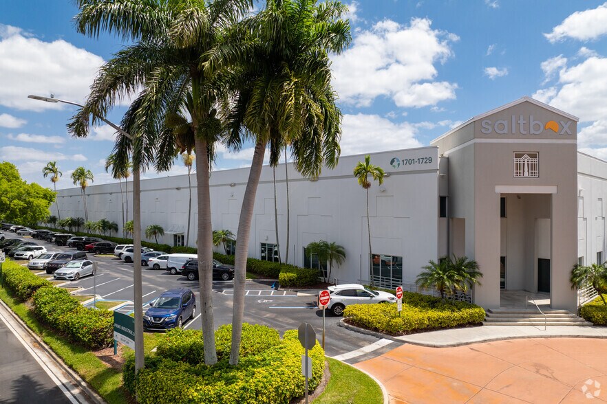 Primary Photo Of 1701-1729 NW 84th Ave, Miami Warehouse For Lease