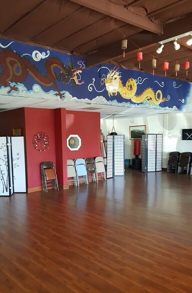 More Photos Of 22762 Aspan St, Lake Forest Storefront For Lease