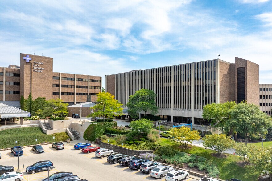 More Photos Of 3825 Highland Ave, Downers Grove Unknown For Lease