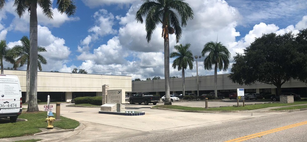 More Photos Of 7602-7644 15th St E, Sarasota Unknown For Lease