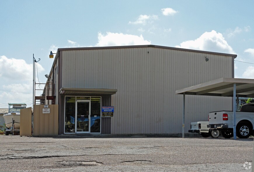 More Photos Of 6907 Telephone Rd, Houston Light Manufacturing For Sale