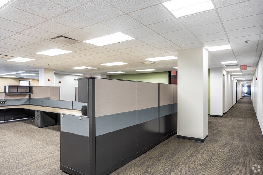 More Photos Of 9351-9401 Renner Blvd, Lenexa Office For Lease