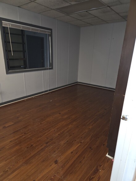 More Photos Of 683 Kearny Ave, Kearny Office For Sale