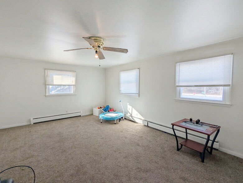 More Photos Of 8372 N Saginaw Rd, Mount Morris Restaurant For Sale