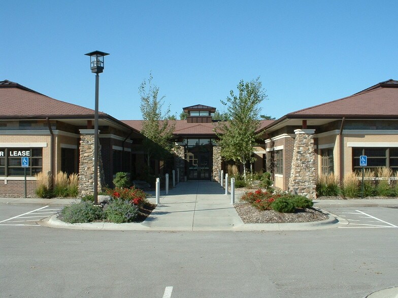 Primary Photo Of 8600 Executive Woods Dr, Lincoln Office Residential For Lease