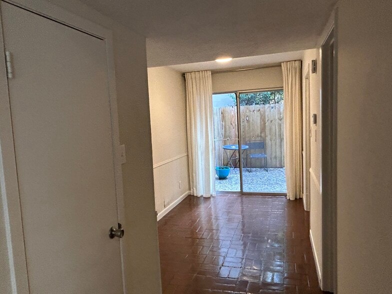 More Photos Of 3811 Holland Ave, Dallas Apartments For Sale