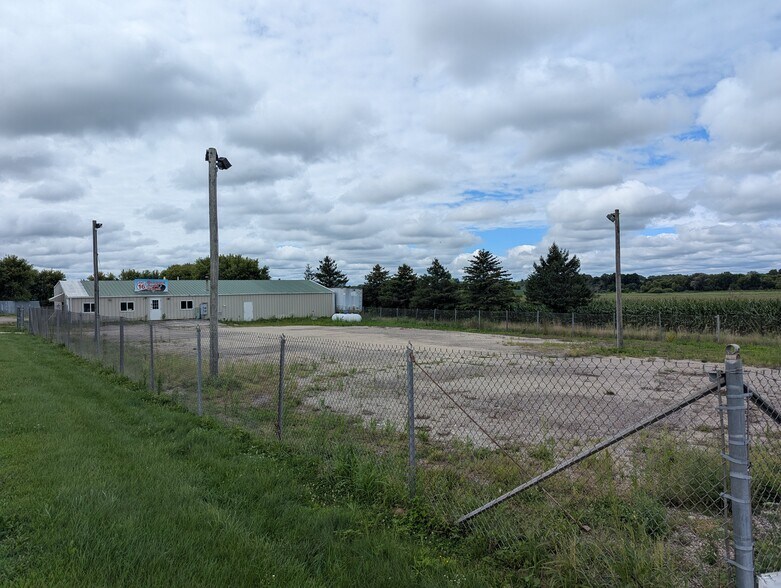 More Photos Of W1957 Highway 16, Ixonia Auto Salvage Facility For Sale
