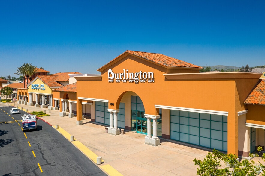 More Photos Of 2315-2595 E Imperial Hwy, Brea Unknown For Lease