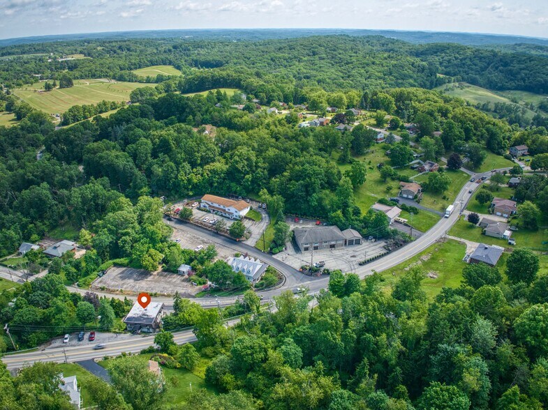 More Photos Of 2807 Middle Rd, Allison Park Apartments For Sale