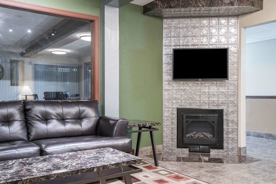 More Photos Of 2401 S Main St, Rice Lake Hotel For Sale