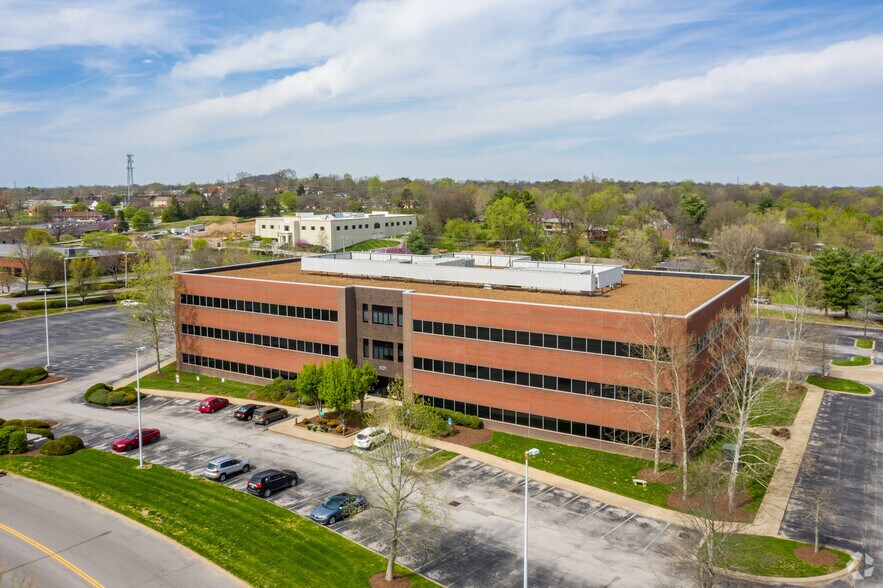 More Photos Of 801 Royal Pky, Nashville Unknown For Lease