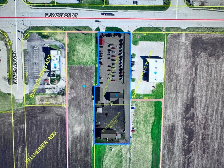 More Photos Of 1719 E Jackson St, Macomb Auto Dealership For Sale