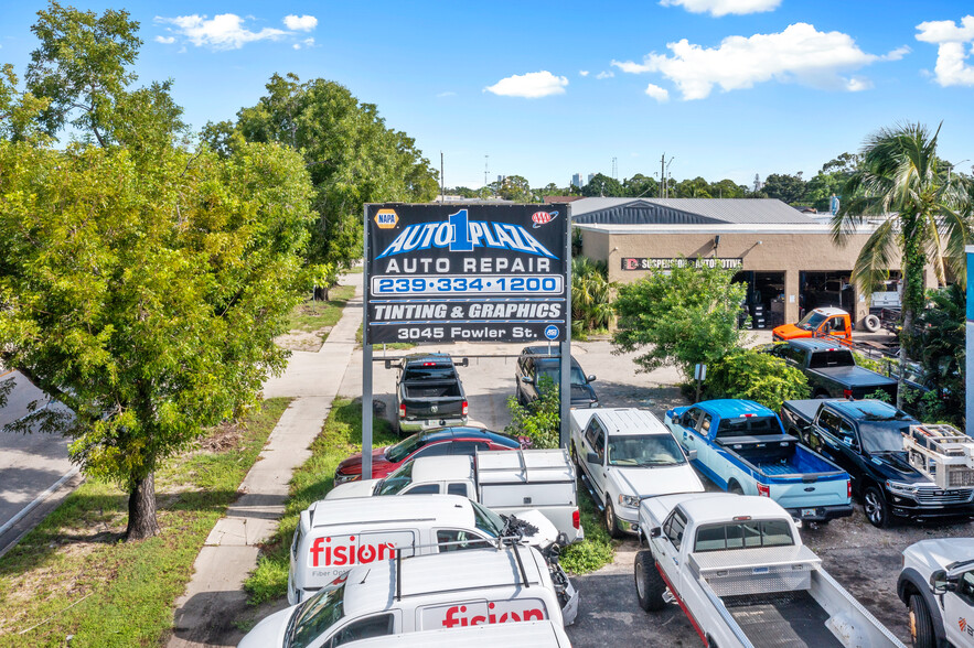 More Photos Of 3045 Fowler St, Fort Myers Auto Repair For Sale
