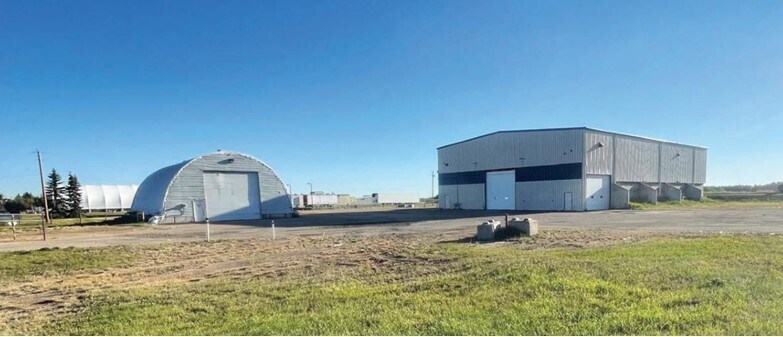 Primary Photo Of 5705 50 St, Warburg Industrial For Sale