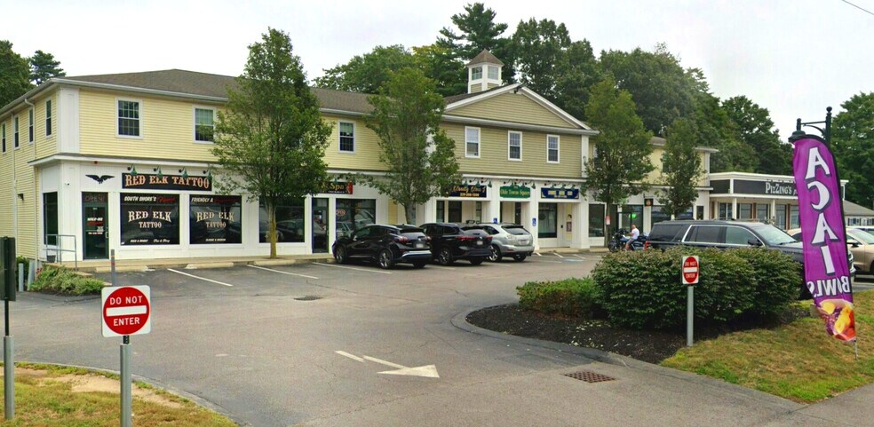 More Photos Of 1035 Bedford St, Abington Storefront Retail Office For Lease