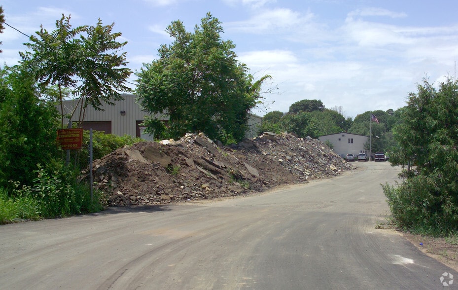 Primary Photo Of 340 Front Ave, West Haven Warehouse For Sale