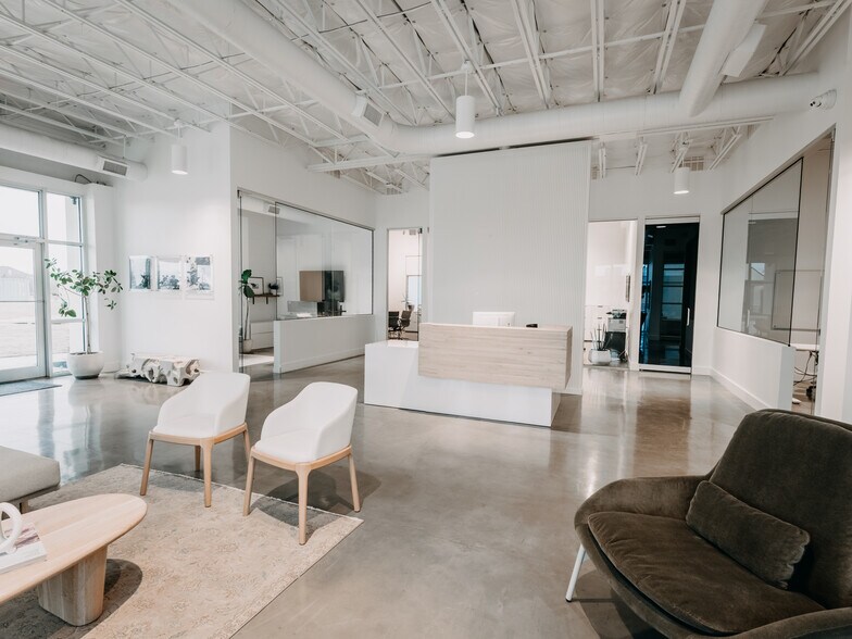More Photos Of 9555 Harmon Rd, Fort Worth Office For Lease