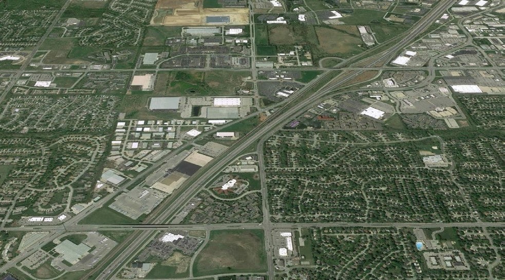 More Photos Of 1704-1706 E 123rd Ter, Olathe Warehouse For Sale