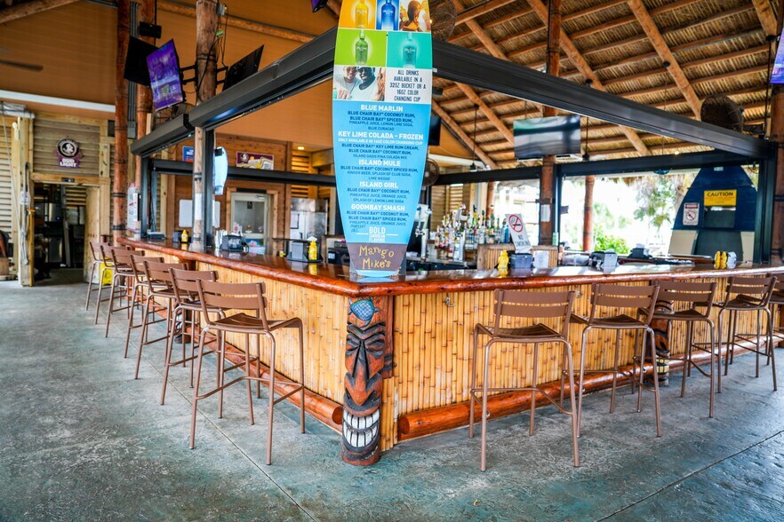 More Photos Of 36 W Pine Ave, Eastpoint Restaurant For Sale