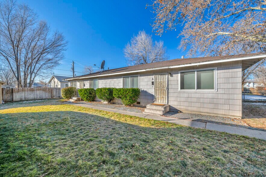 More Photos Of 1947-1949 H St, Sparks Apartments For Sale