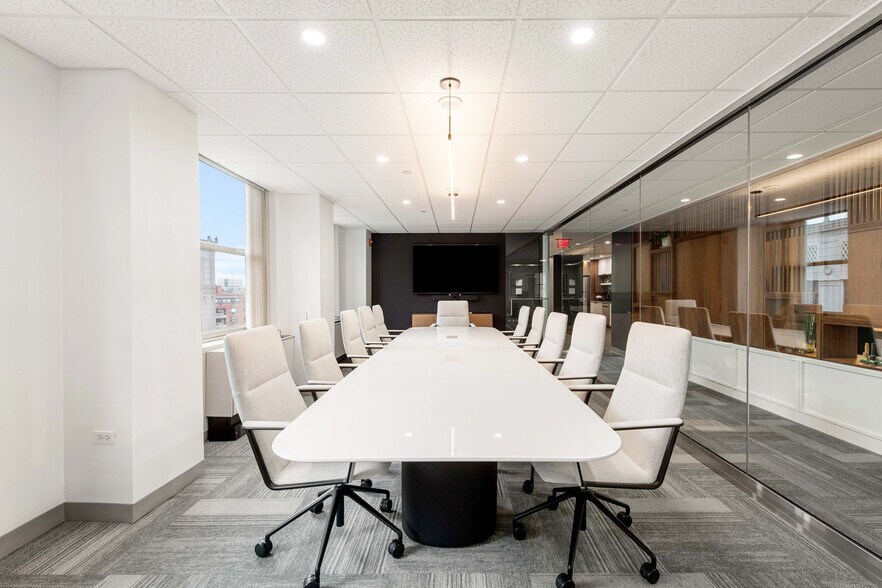 More Photos Of 20 Park Plaza, Boston Office For Lease
