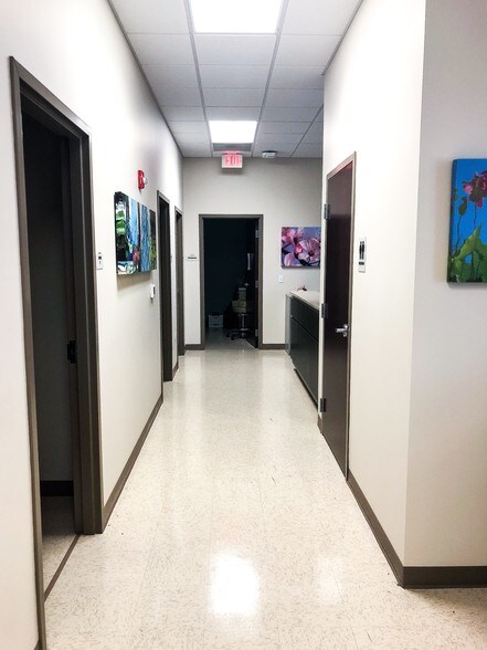 More Photos Of 3445 Bannerman Rd, Tallahassee Medical For Lease