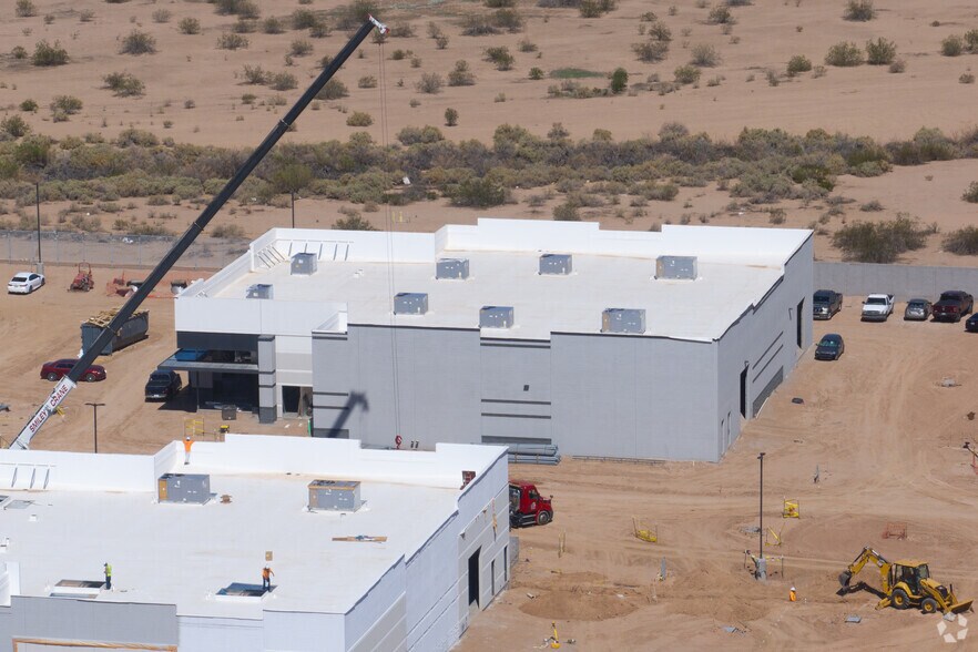 More Photos Of 7320 E Pecos Rd, Mesa Warehouse For Sale