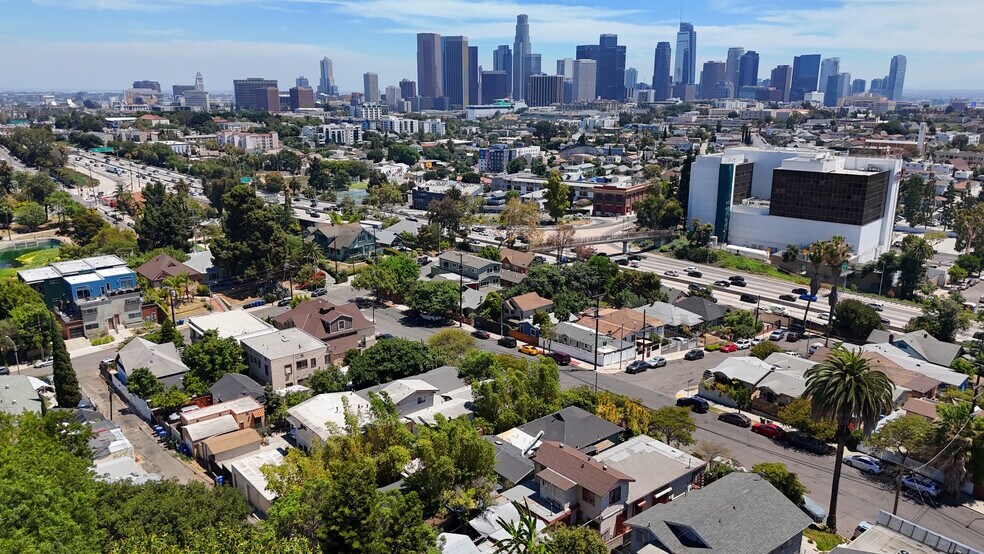 More Photos Of 1727 Bellevue Ave, Los Angeles Apartments For Sale