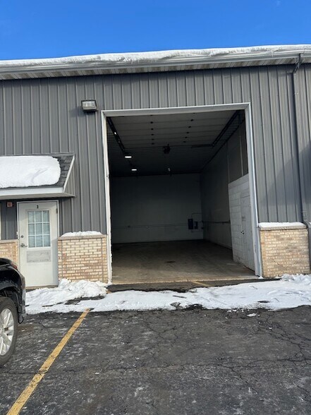 More Photos Of 14537 Edison Dr, New Lenox Warehouse For Lease