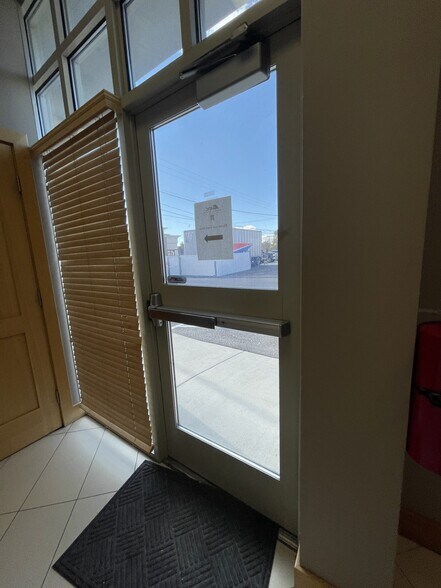 More Photos Of 1215 N 500 W, Provo Storefront For Lease