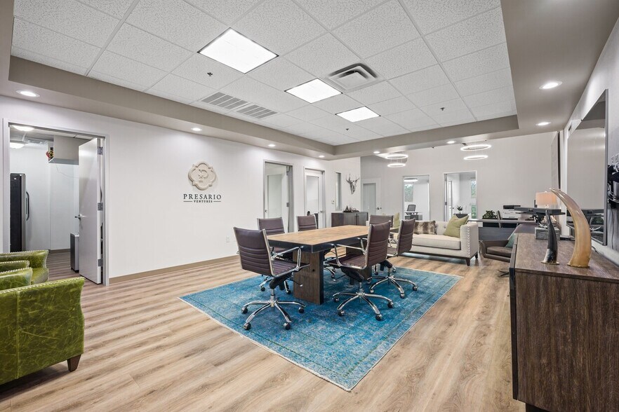 More Photos Of 3821 Juniper Trace, Bee Cave Loft Creative Space For Sale