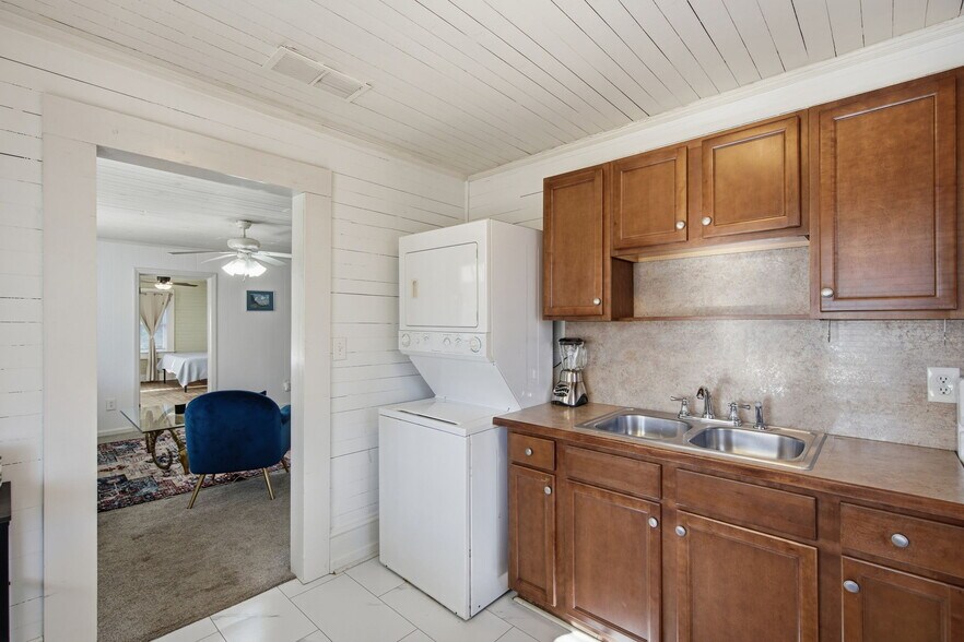 More Photos Of 1374 Dawsonville Hwy, Dahlonega Multifamily For Sale