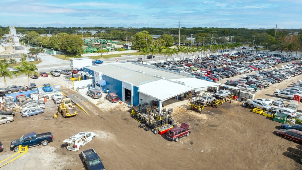 More Photos Of 2000 63rd Ave E, Bradenton Land For Lease