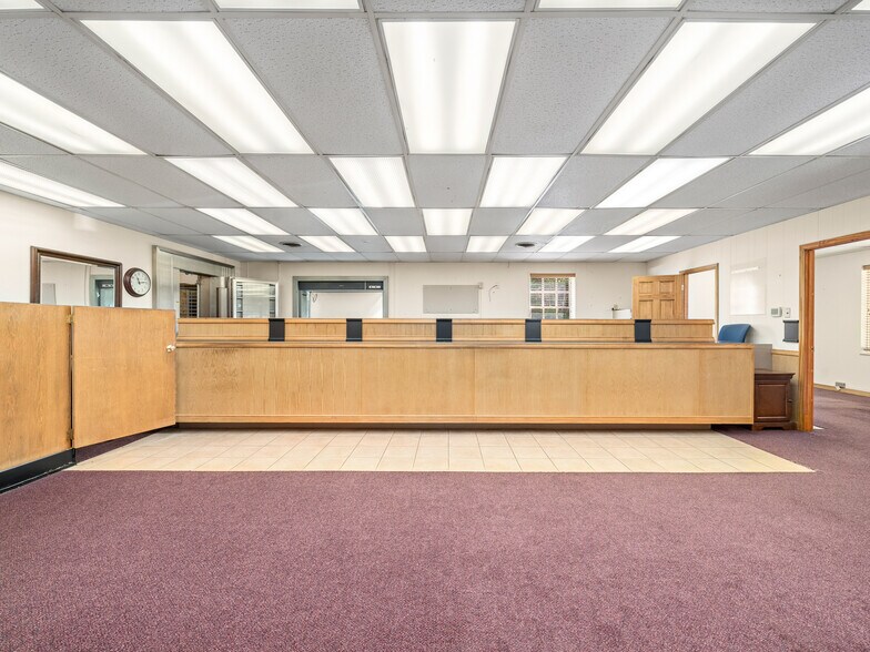 More Photos Of 108 E Main St, Saluda Bank For Sale