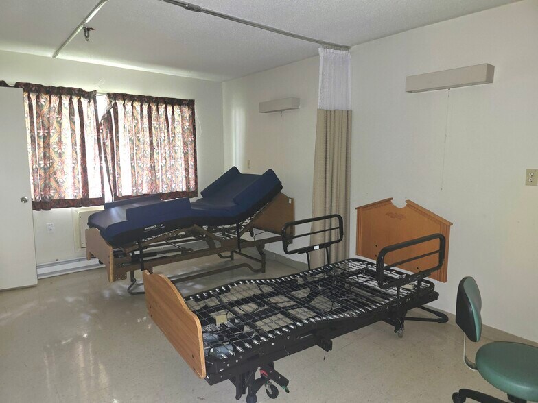 More Photos Of 300 Cedar St, Tarkio Skilled Nursing Facility For Sale