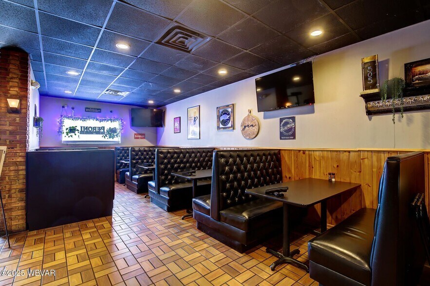 More Photos Of 505 Washington Blvd, Williamsport Restaurant For Sale