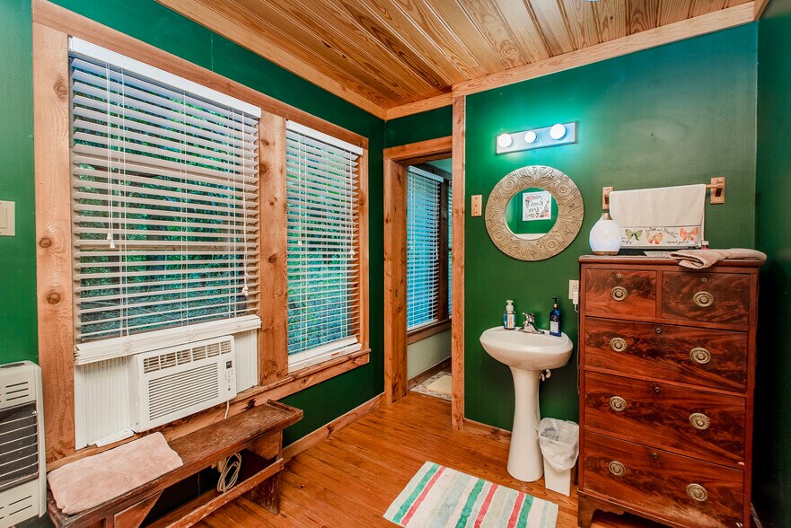 More Photos Of 11030 Garden Ln, Folsom Specialty For Sale